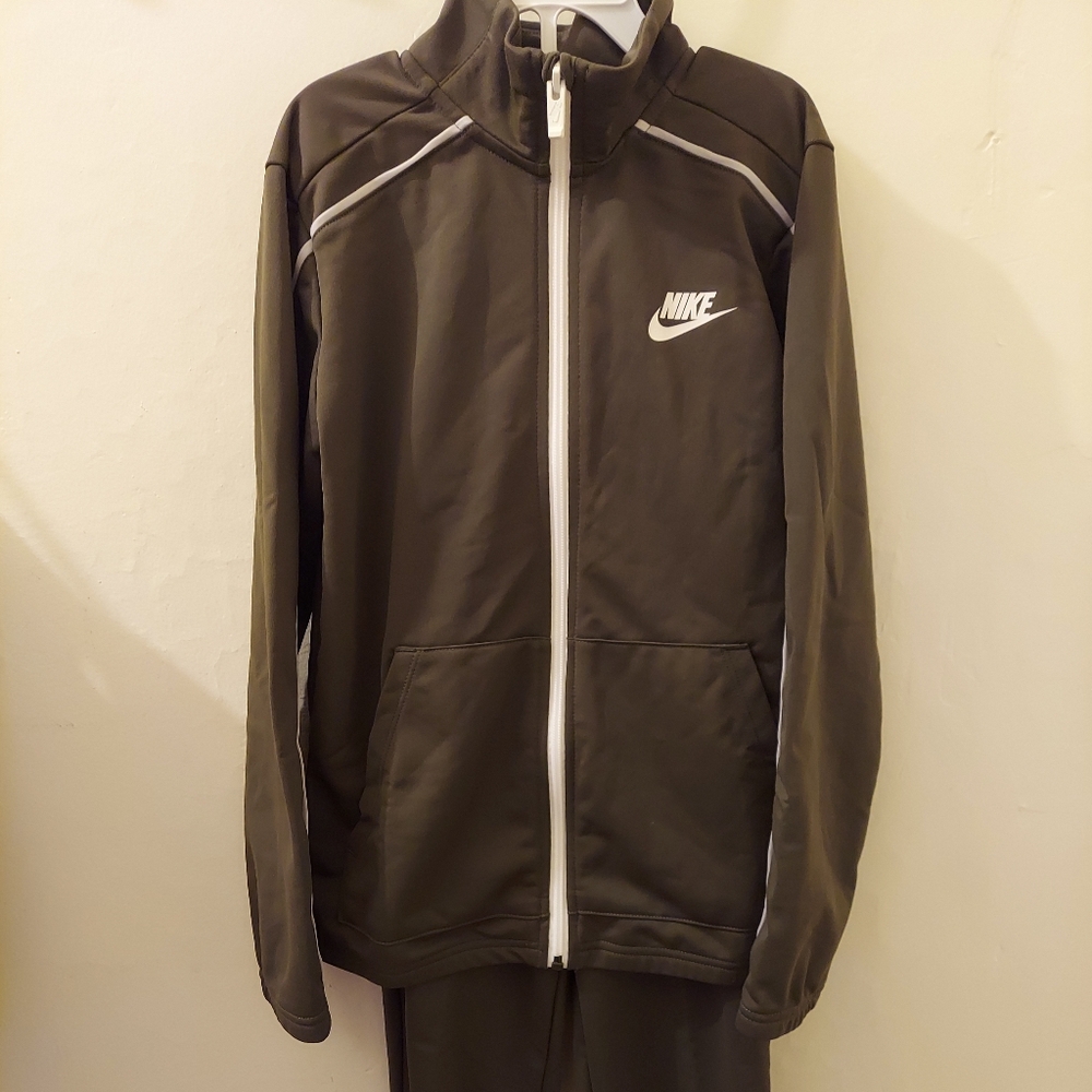 Boys Nike Tracksuit